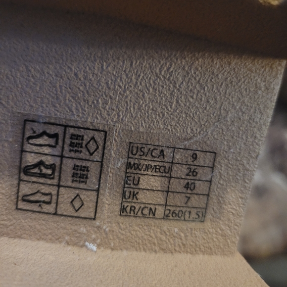 Beige High-Top Sneakers - Picture 8 of 8